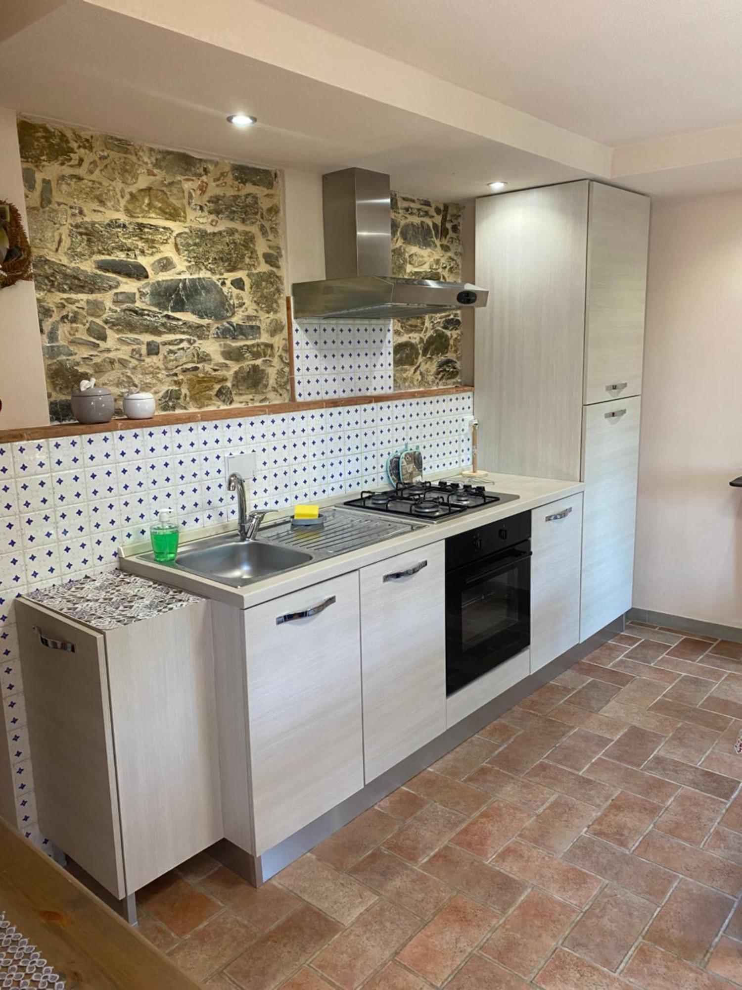 Casa Dell'angelo Apartment Castelnuovo Magra
